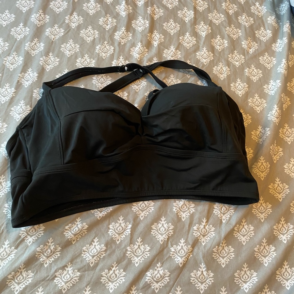 Torrid bikini top size one